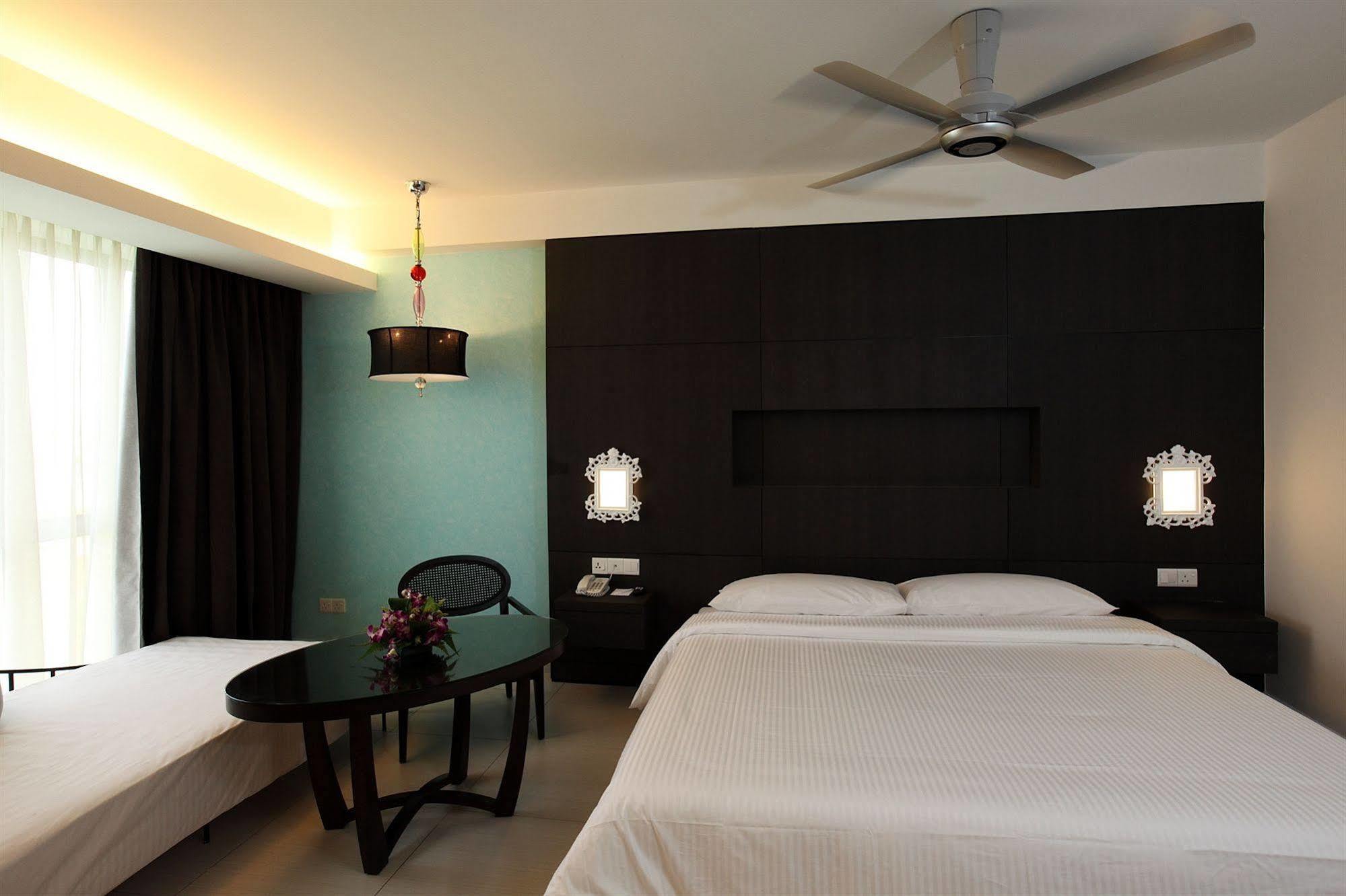 Resort Avillion Admiral Cove 4*